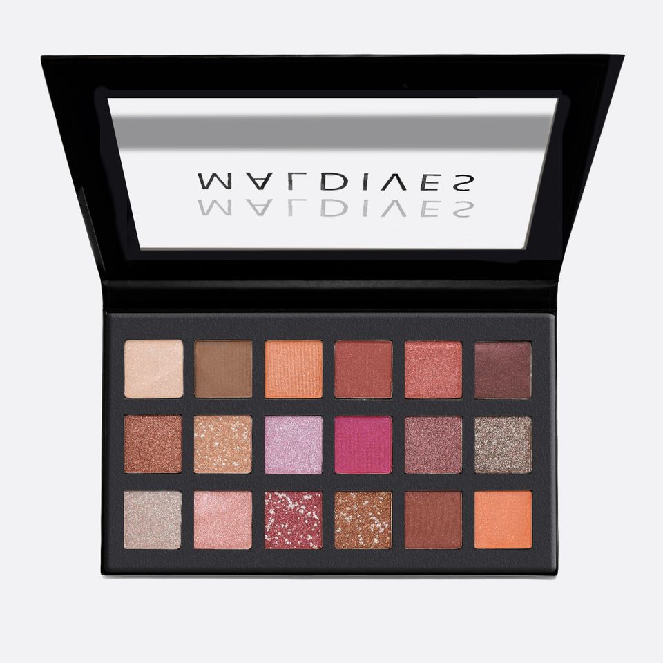 Eyeshadow-Maldives-888C.jpg Eyeshadow Palette Passion 888C (Maldives) - Image 1