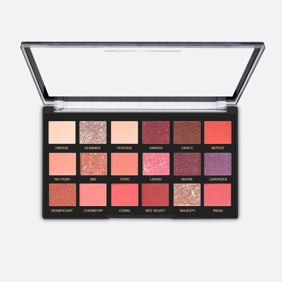 Luomivaripaletti-777I.jpg Eyeshadow Palette Majesty 777I - Image 1