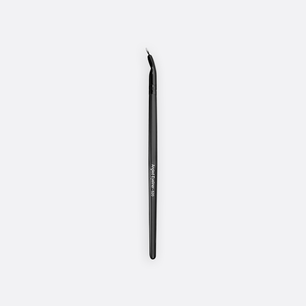 Rajaussivellin-520.jpg Elixir Angeled Eyeliner Brush - Image 1